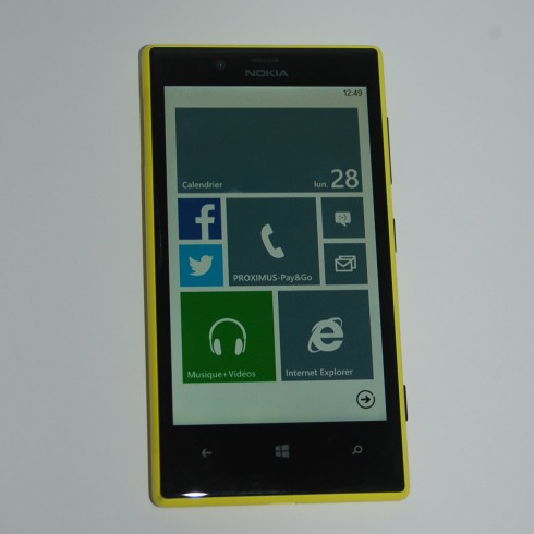 nokia_lumia_720_01