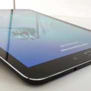 Samsung Galaxy Tab S2 bottom