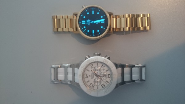 Motorola 360 2e génération VS Festina