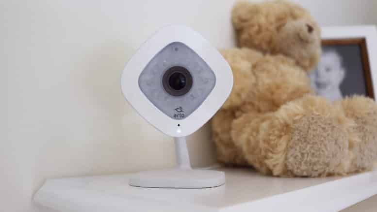 Netgear-arlo-q-product