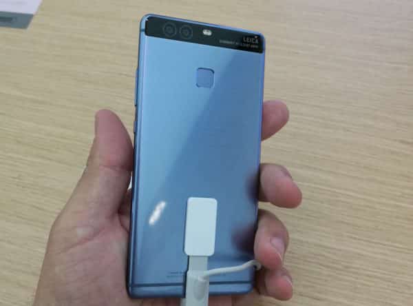Huawei-P9-Blue