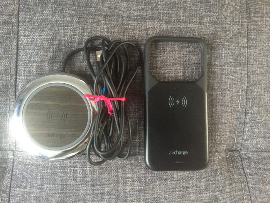 Aircharge Qi case 