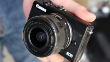 Canon-EOS-M100-