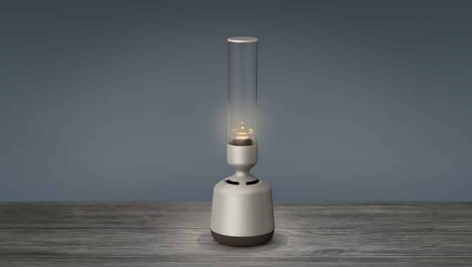 Sony Glass Sony Glass Sound Speaker LSPX-S2, une enceinte aux allures de lampe.