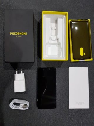 Pocophone F1