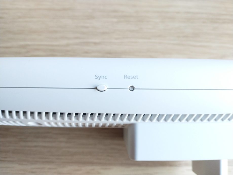 Netgear Orbi AC2200.