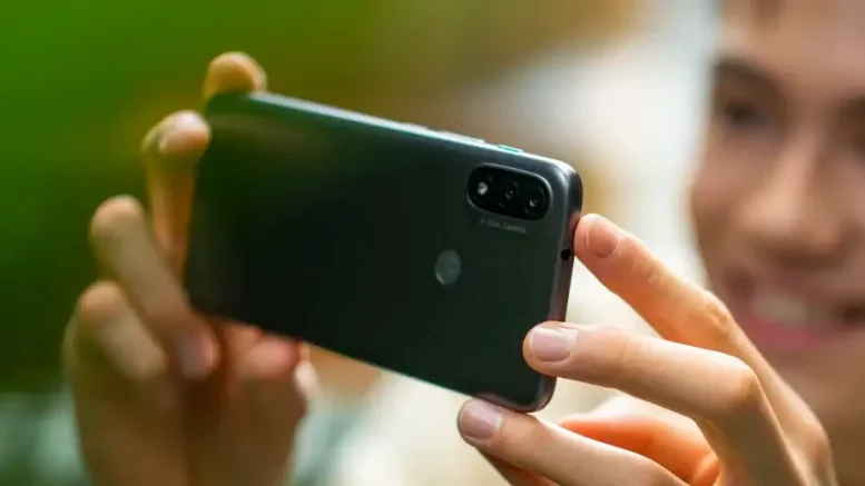 moto e20