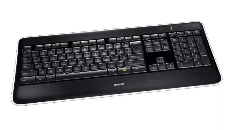 Logitech K800