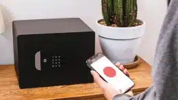 Smart Safe Yale