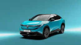 Nissan LEAF 2025