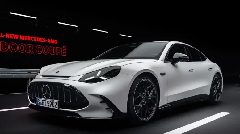 Mercedes-AMG GT 4 portes, MB.OS, MBUX, Mercedes-Benz, système d’exploitation Mercedes, infotainment AMG, mises à jour OTA, connectivité Mercedes, AMG GT 4 portes technologie, logiciel automobile