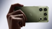motorola signature 27, Motorola signature 27, Snapdragon 8 Elite Extreme Gen 6, smartphone Motorola 2026, smartphone IA, Google Gemini, Sony LYTIA 910, téléobjectif 200 MP, ArcticMesh, Audio by B&O, smartphone haut de gamme Motorola, flagship Motorola 2026